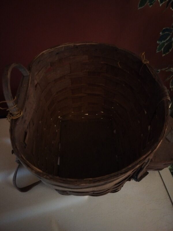 Vintage Anarondak Trappers Basket - Image 3