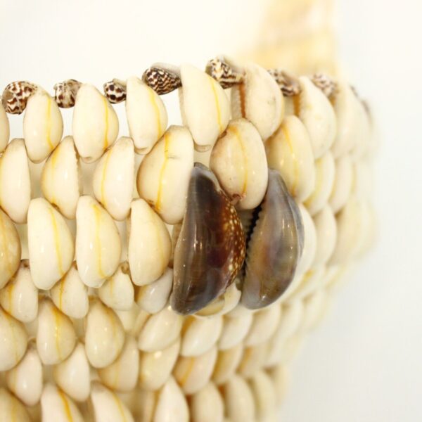 Vintage Boho Beach Cottage Cowrie Puka Seashell Basket with handle - Image 3