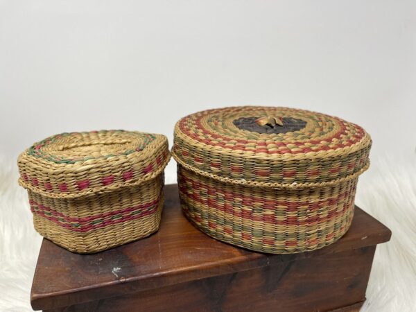 Vintage Boho Hand Woven Sweet Grass Baskets With Lids Trinket Box Storage Case