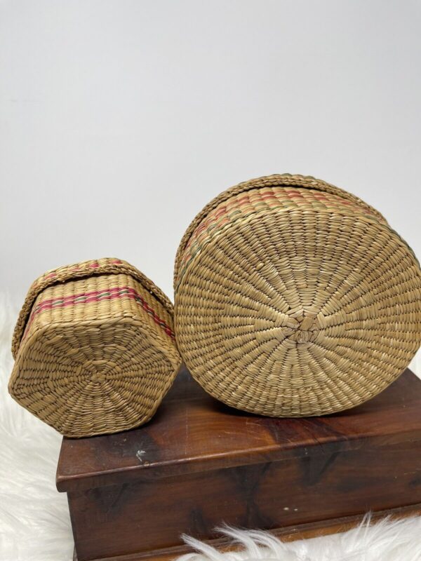 Vintage Boho Hand Woven Sweet Grass Baskets With Lids Trinket Box Storage Case - Image 4