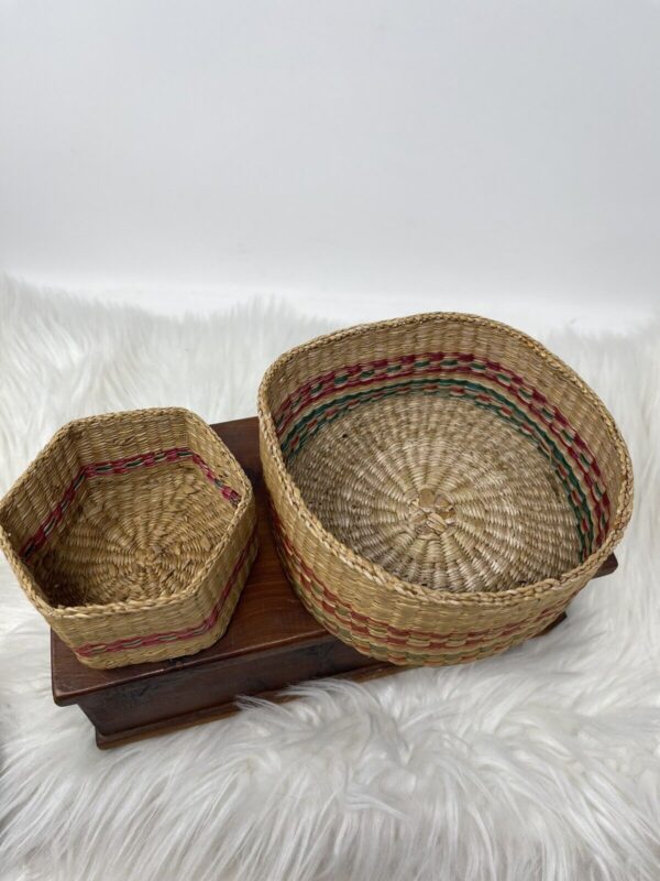 Vintage Boho Hand Woven Sweet Grass Baskets With Lids Trinket Box Storage Case - Image 5