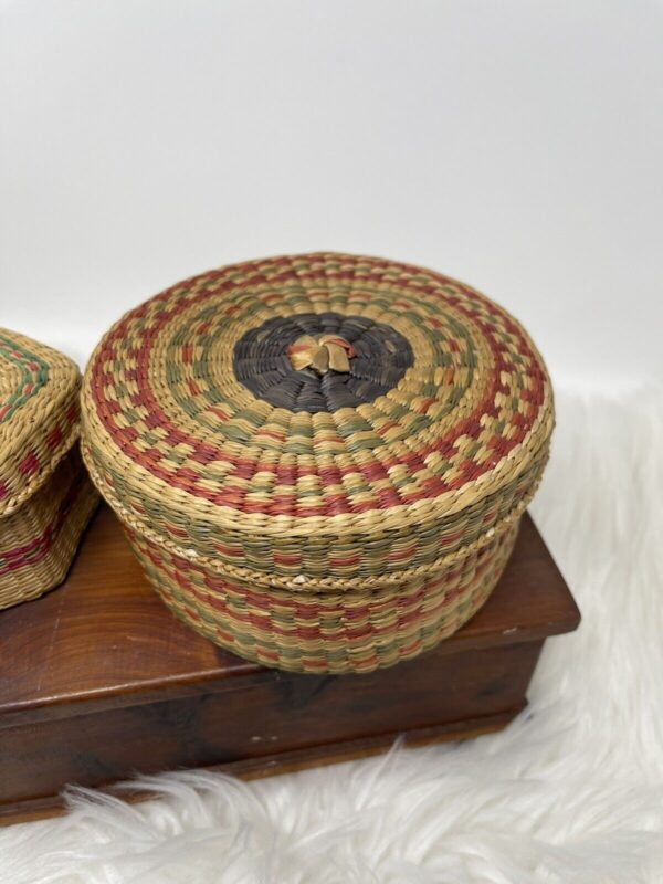 Vintage Boho Hand Woven Sweet Grass Baskets With Lids Trinket Box Storage Case - Image 2