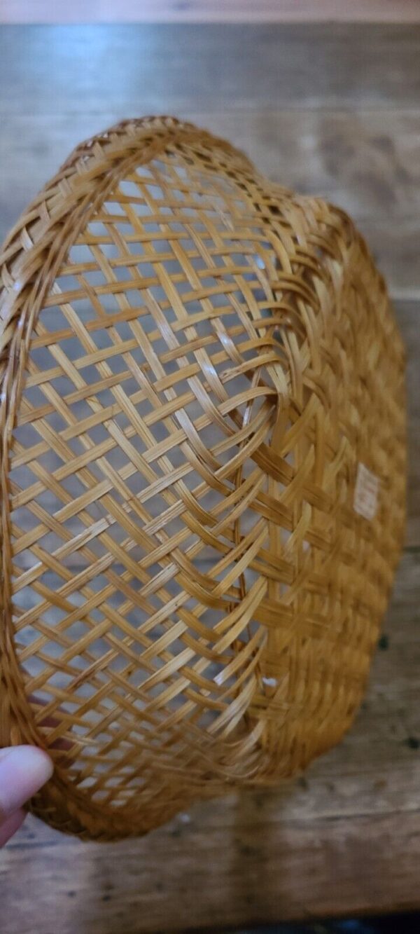 Vintage Boho Woven Rattan Basket Round Bread Fruit Vegetable Church Offering 9" - Image 5