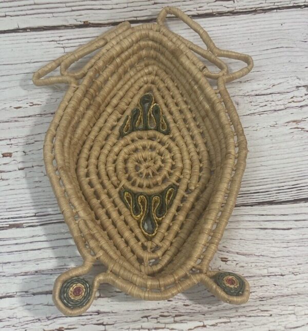 Vintage Frog Shaped Wicker Basket Woven Boho Wall Art Or Catchall Open Basket - Image 2