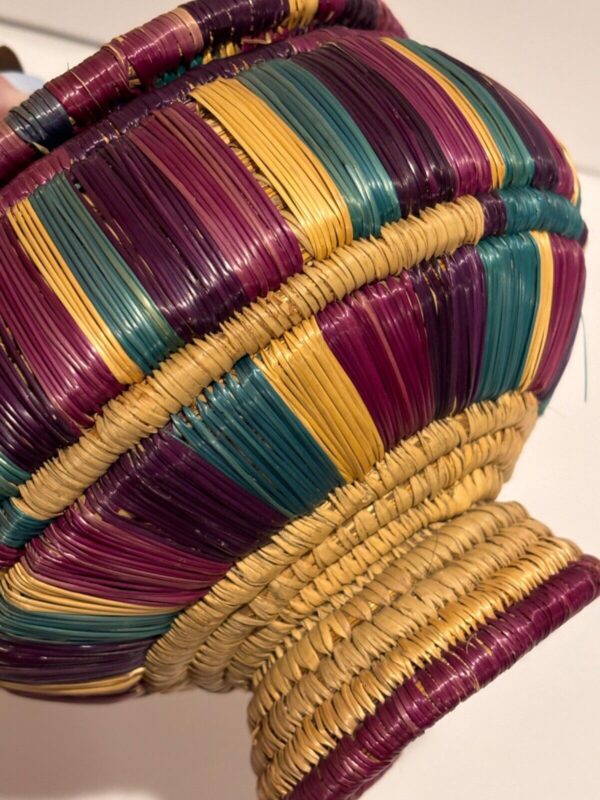 Vintage Hand Made Grass Woven Basket Lidded Footed Boho Storage Decor 7” - Image 4