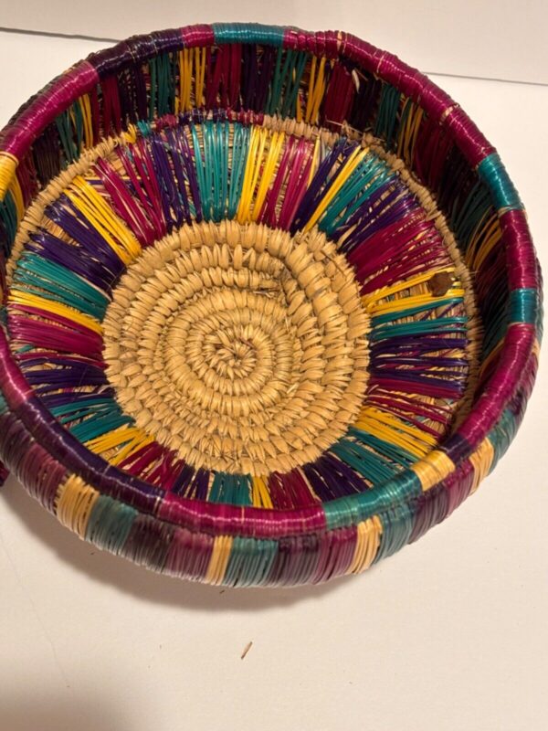 Vintage Hand Made Grass Woven Basket Lidded Footed Boho Storage Decor 7” - Image 5