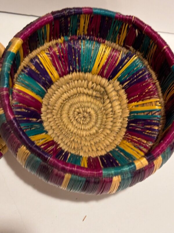 Vintage Hand Made Grass Woven Basket Lidded Footed Boho Storage Decor 7” - Image 6