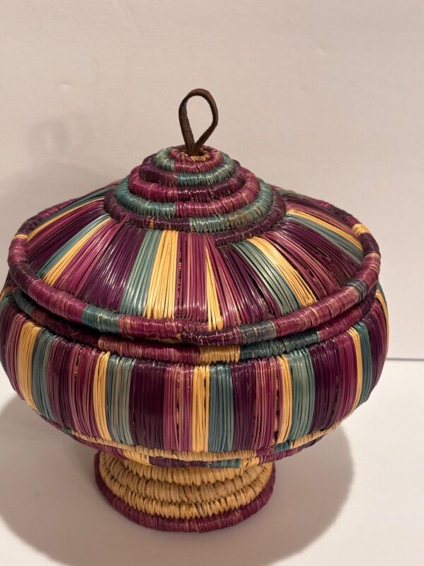 Vintage Hand Made Grass Woven Basket Lidded Footed Boho Storage Decor 7”