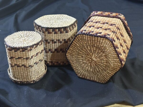 Vintage Hand Woven Nesting Baskets Containers Set 3 Hexagon w Lids Natural Boho - Image 4