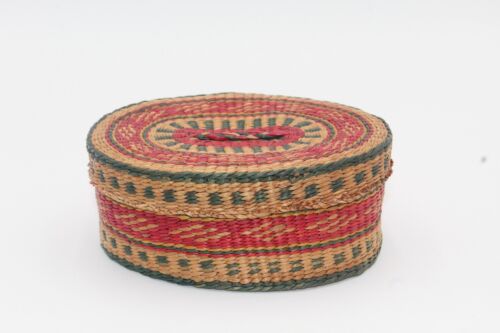 Vintage Handmade Straw Woven Basket Lid Small Red Green Oval Boho Storage Decor - Image 4