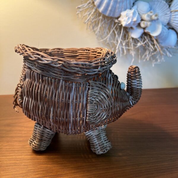 Vintage Natural Wicker Elephant Planter Basket BoHo. Cute And Whimsical Charming - Image 4