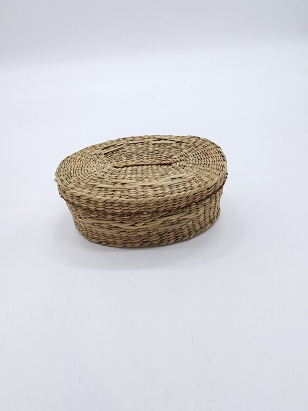 Vintage Oval Sweetgrass Woven Basket with Lid Small Boho Trinket Stash Box - Image 3