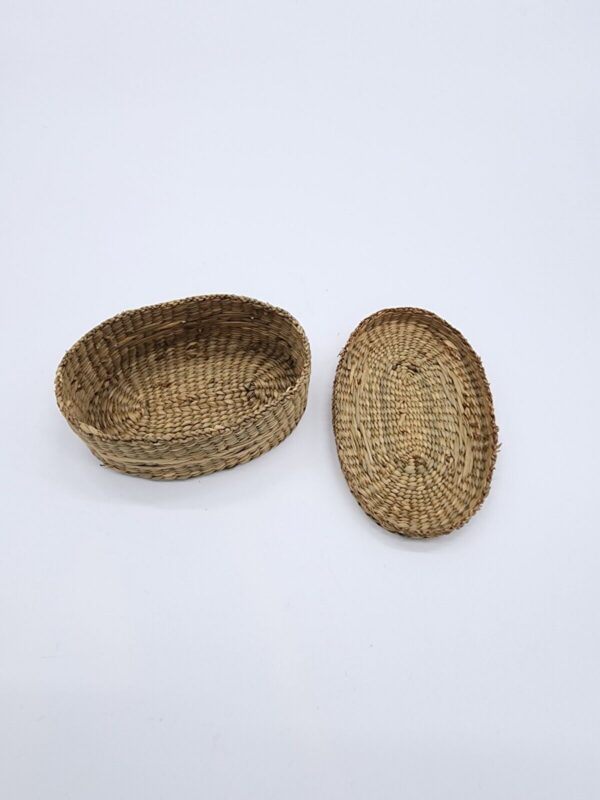 Vintage Oval Sweetgrass Woven Basket with Lid Small Boho Trinket Stash Box - Image 5