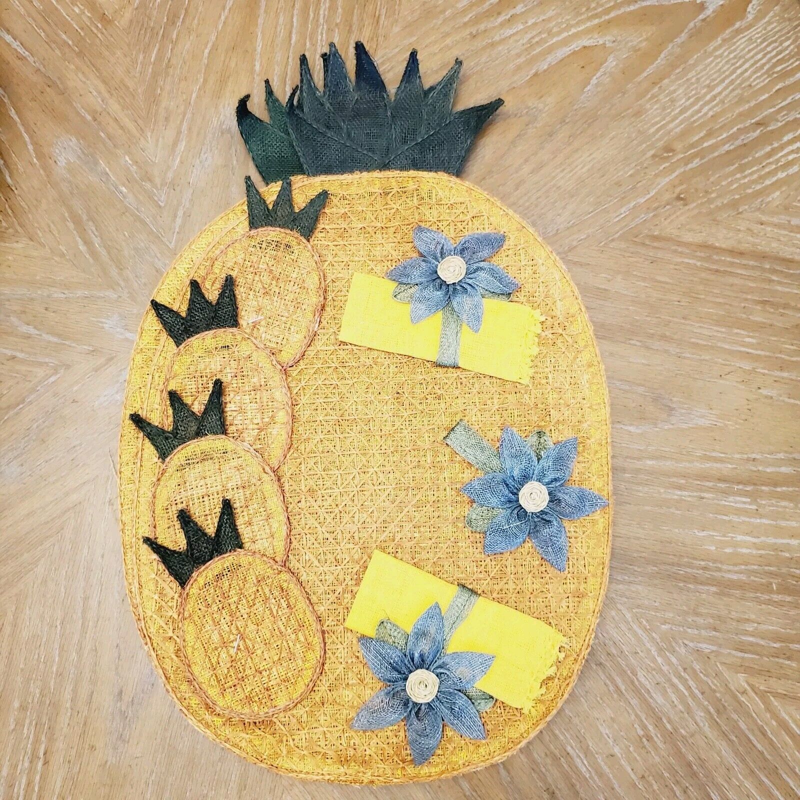 Vintage Pineapple Placemats Lot Of Two Home Decor Adult's Yellow Floral Napkin - Image 2