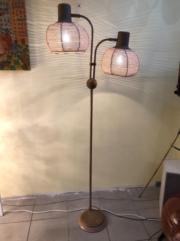 Vintage rare lamp MCM FLOOR LAMP Atomic Space Age Wicker lampshade - Image 6