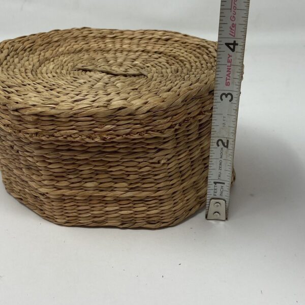 Vintage Round Sweet Grass Basket With Lid - Image 3