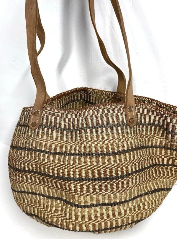 Vintage Sisal Market Basket Tote Bag Leather Handles Raffia Bohemian - Image 4