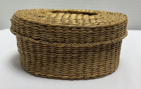 Vintage Small Handmade Handwoven Oval Sweet Grass Boho Basket With Lid 5.5 - Image 4