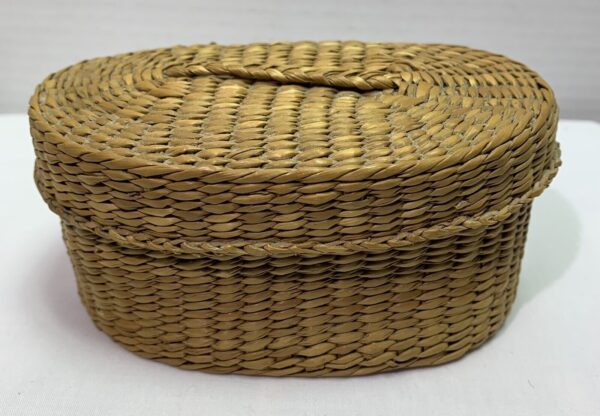 Vintage Small Handmade Handwoven Oval Sweet Grass Boho Basket With Lid 5.5