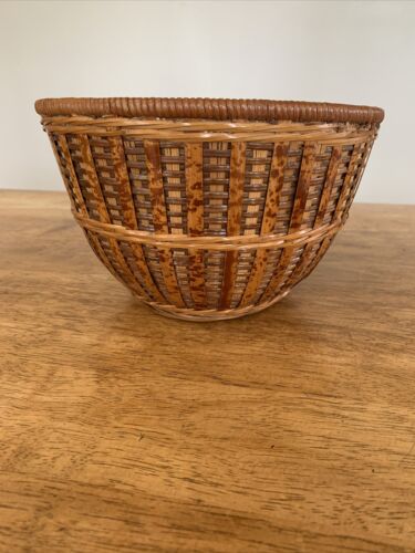 Vintage Split Tortoise Shell Bamboo & Wicker Basket / Bowl, Boho Asian Decor - Image 7