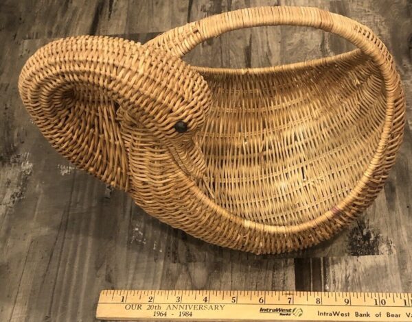 Vintage Swan Duck Bird Woven Wicker Basket Kitschy Cottage Whimsy Boho - Image 2