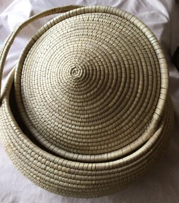 Vintage Sweet Grass Hand Coiled Native Basket Handle & Lid Southwestern Boho - Image 4