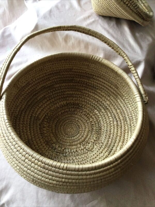 Vintage Sweet Grass Hand Coiled Native Basket Handle & Lid Southwestern Boho - Image 6