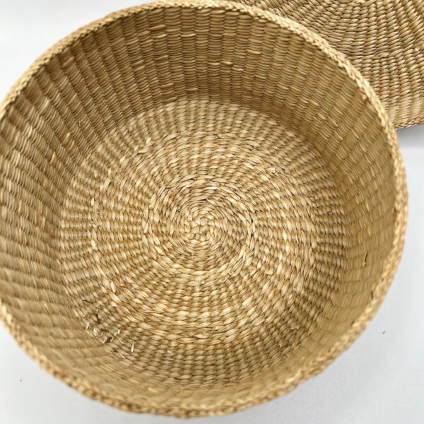 Vintage Sweet Grass / Straw Nesting Stacking Lidded Boho Baskets Set Of 2 - Image 6