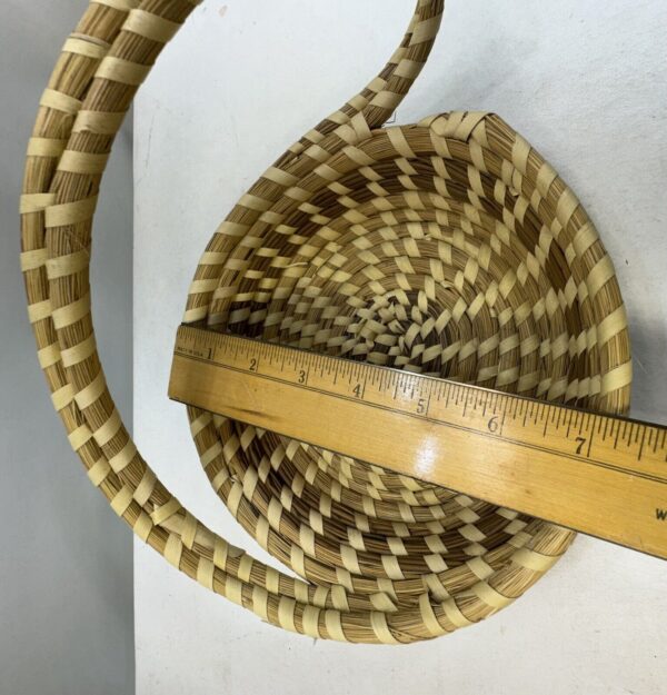 Vintage Sweetgrass Basket Hand Woven Round Handle Coil Basket - Image 5