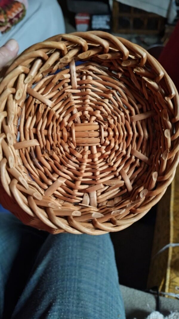 vintage wicker basket with handle - Image 5