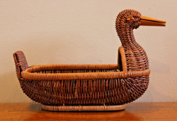 Vintage Wicker Duck Basket Planter Woven Rattan Boho Decor Vintage Wood Bill