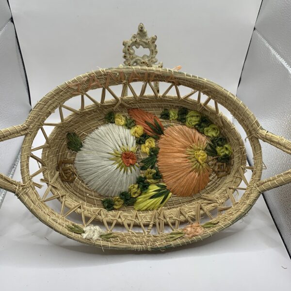 Vintage Wicker Raffia round Straw Rattan Basket Flower wall BOHO cottagecore