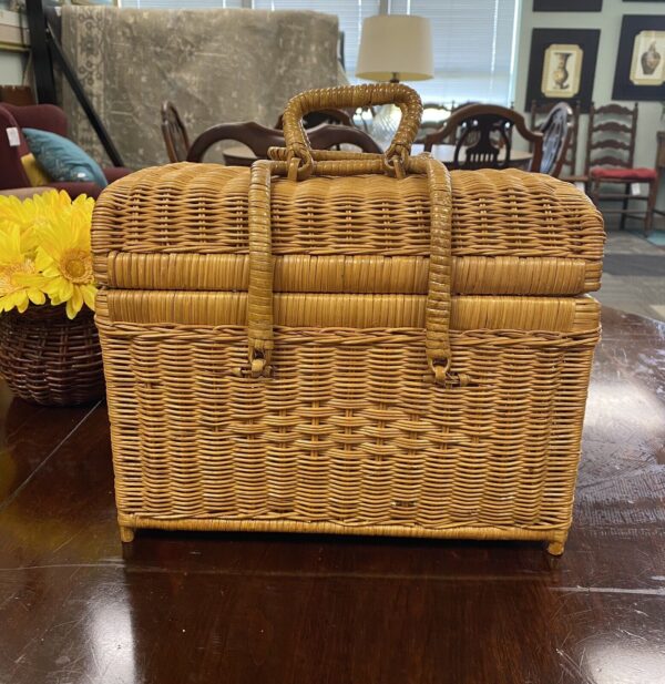 Vintage Wicker Rattan Picnic Basket Handles Storage Boho MCM