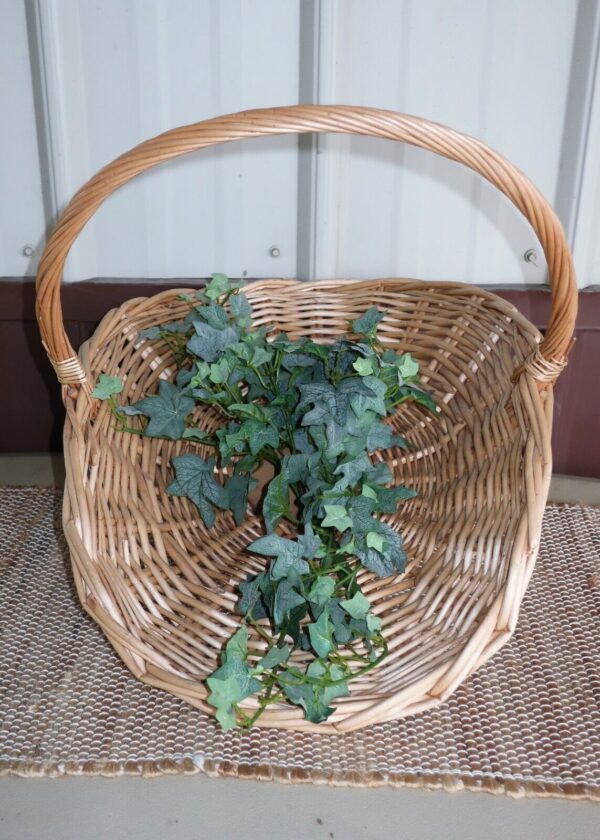 Vintage Wicker Woven Basket Herb flower Gathering boho garden gardening flat 17"