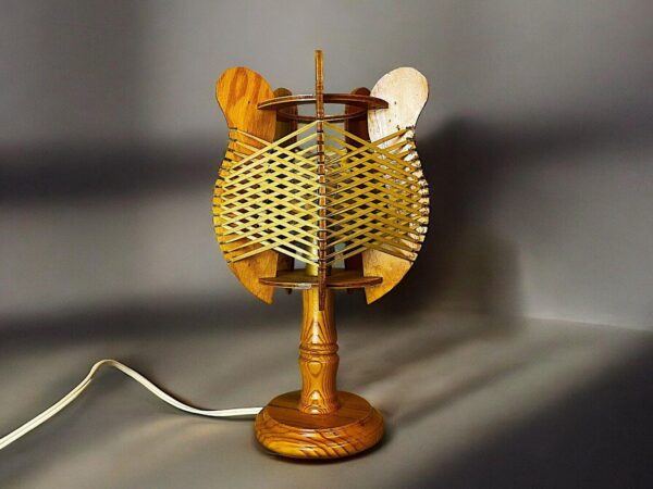 Vintage wood table lamp rattan lamp shade wooden lamp base wicker rustic - Image 2