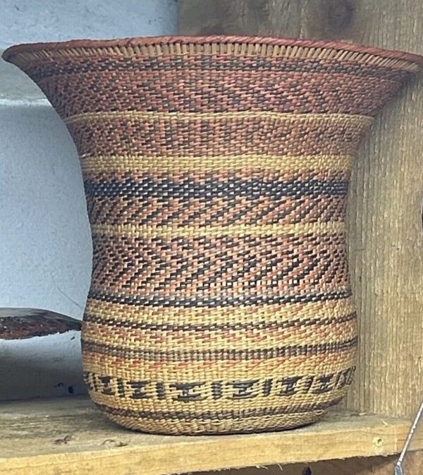 Vintage Woven Basket Yekuana Or Amazonia 9” H X 10” Wide