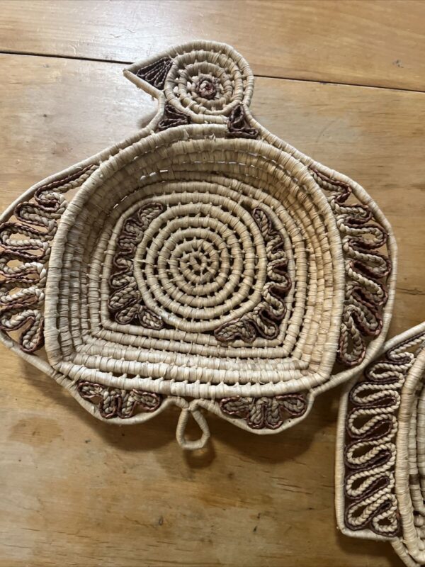 VINTAGE WOVEN BIRD BASKET TRAY WALL HANGER BOHO Set Of 2 - Image 3