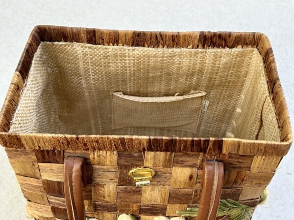 Vintage Woven Wicker Rattan Straw Handbag Basket Purse Flowers Bag - Image 3