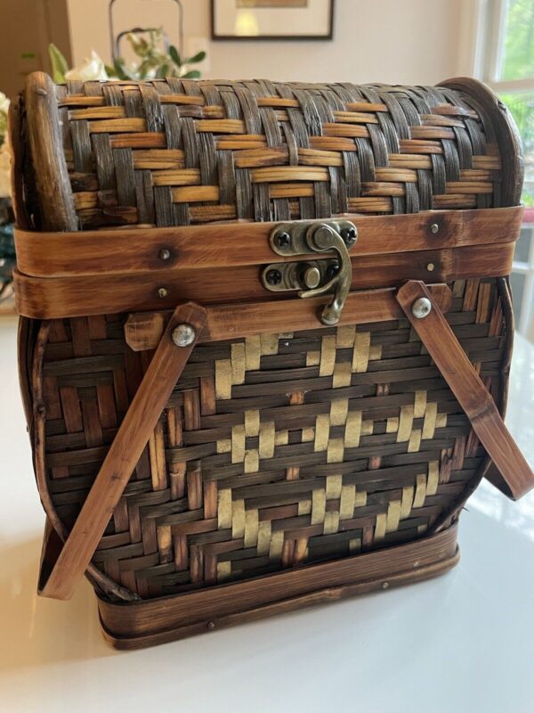 VTG ‘80s BOHO Woven Wood Metal Bamboo Latched Hinged Basket, Handles BOMBAY CO - Image 6