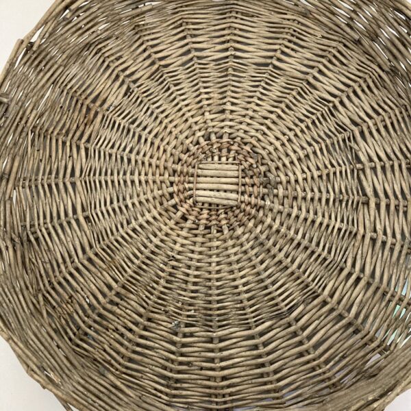 Vtg Antique Large 22” Round Wicker Rattan Basket Woven Flat Foraging Drying Boho - Image 3