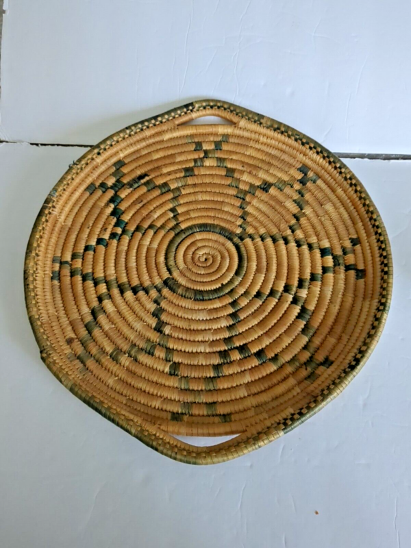 VTG Boho Coil Basket Grass Hand Woven Tan Green Basket Bowl Tray plate holder - Image 3