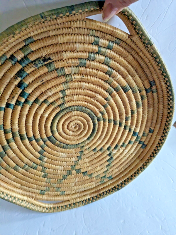 VTG Boho Coil Basket Grass Hand Woven Tan Green Basket Bowl Tray plate holder - Image 4