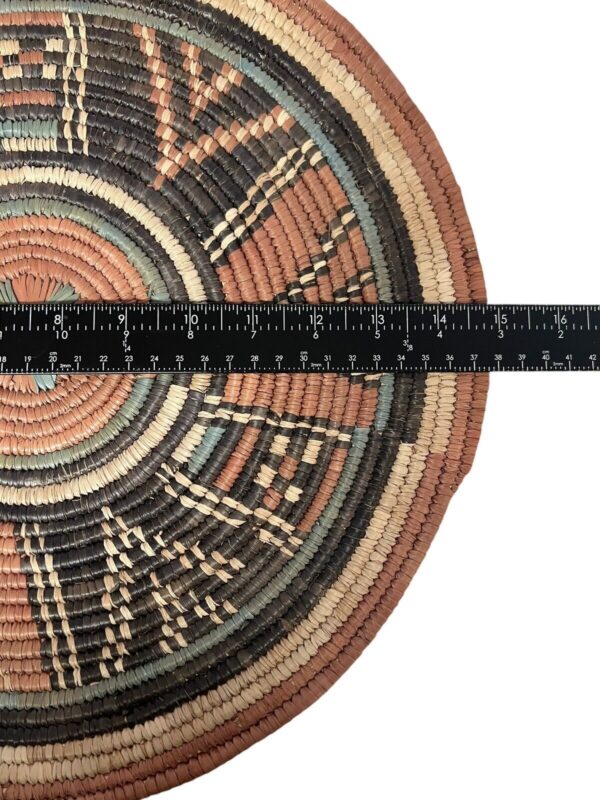 Vtg Hand-Woven Round Pattern African Coiled Flat Basket Plate Wall Decor Boho - Image 3