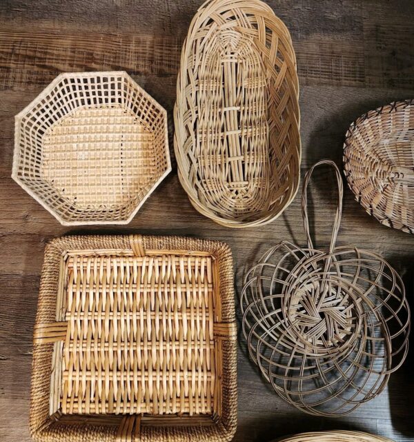 VTG Lot Of 10 Baskets Woven Wicker Grass Ratan Boho Farmhouse Wall Decor Hanging - Image 3