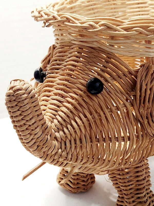 VTG Natural Wicker Rattan Elephant Basket Planter Pot Holder Small 6.5" CUTE - Image 5