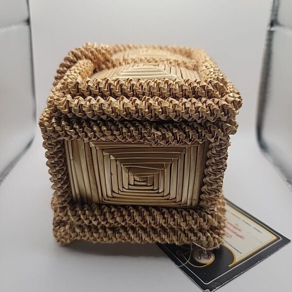 Vtg Straw Wicker Casket Basket Trinket Box Boho Decor - Image 4