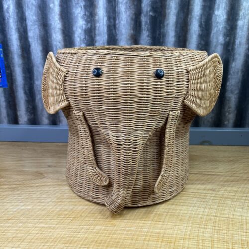 VTG Wicker Rattan Elephant Storage Planter Basket Woven Boho Cottage Core - Image 7