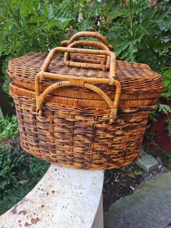 VTG Woven Wicker Rattan Bamboo Asian BOHO Picnic Storage Basket Purse PATINA