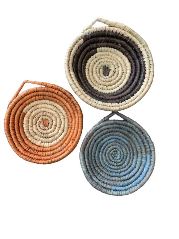 Woven Basket Wall Decor Set - Decorative Seagrass Boho Wall Art Baskets 3 Mauve