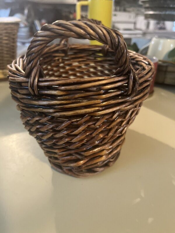 Woven Wicker Basket No Flaws - Image 3